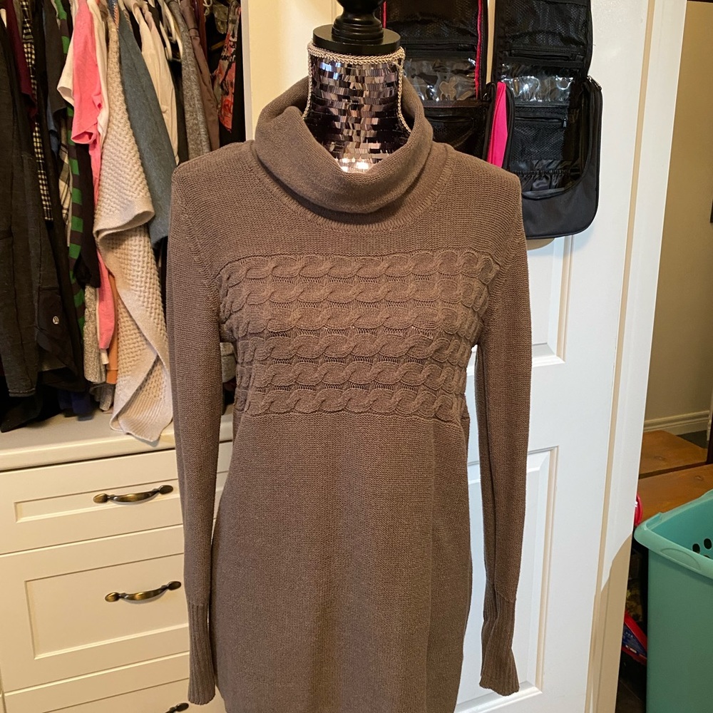 3/$30 Liz Claiborne Turtleneck sweater cable design grey